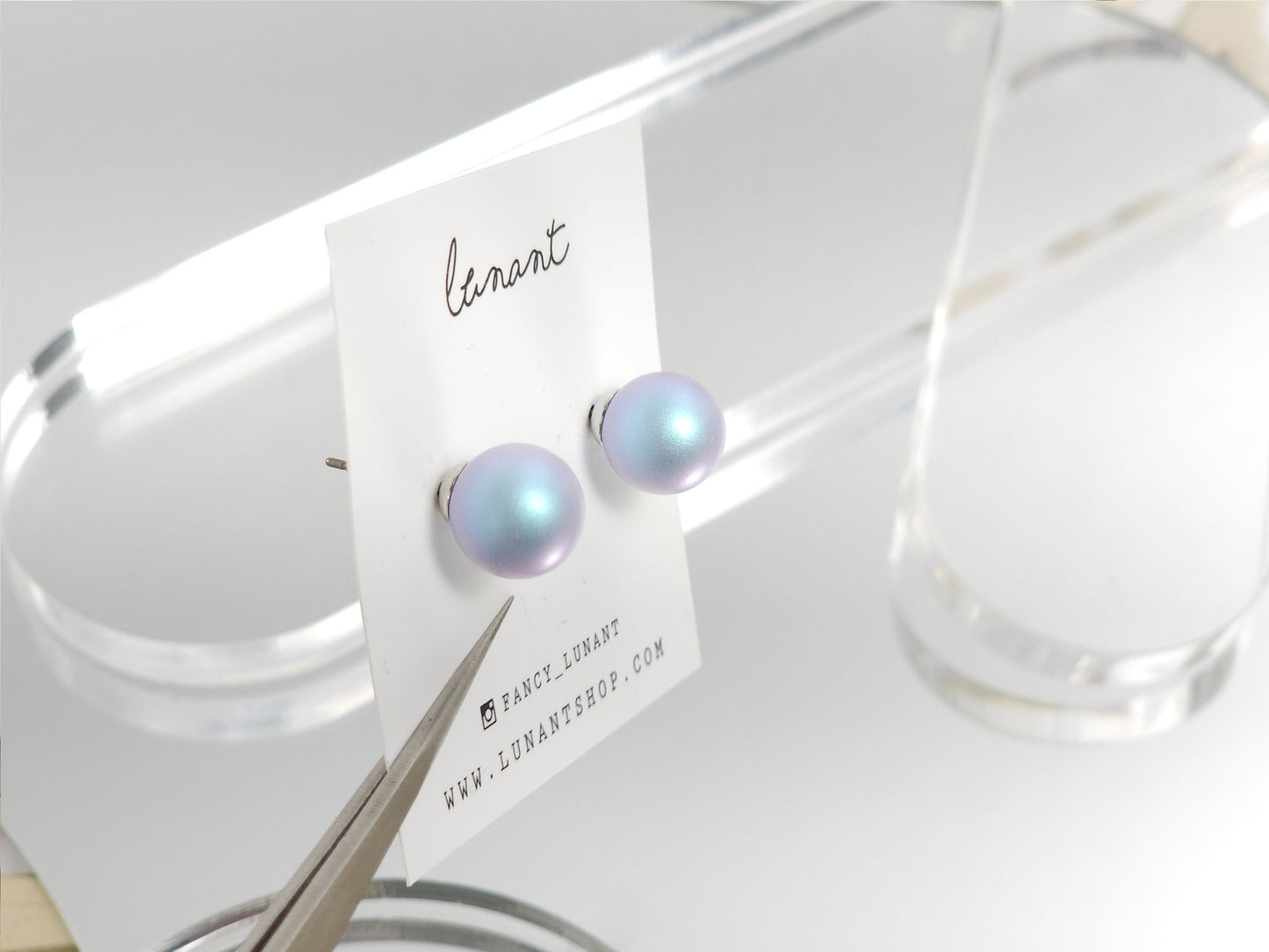 Crystal Pearl stud earring -blue